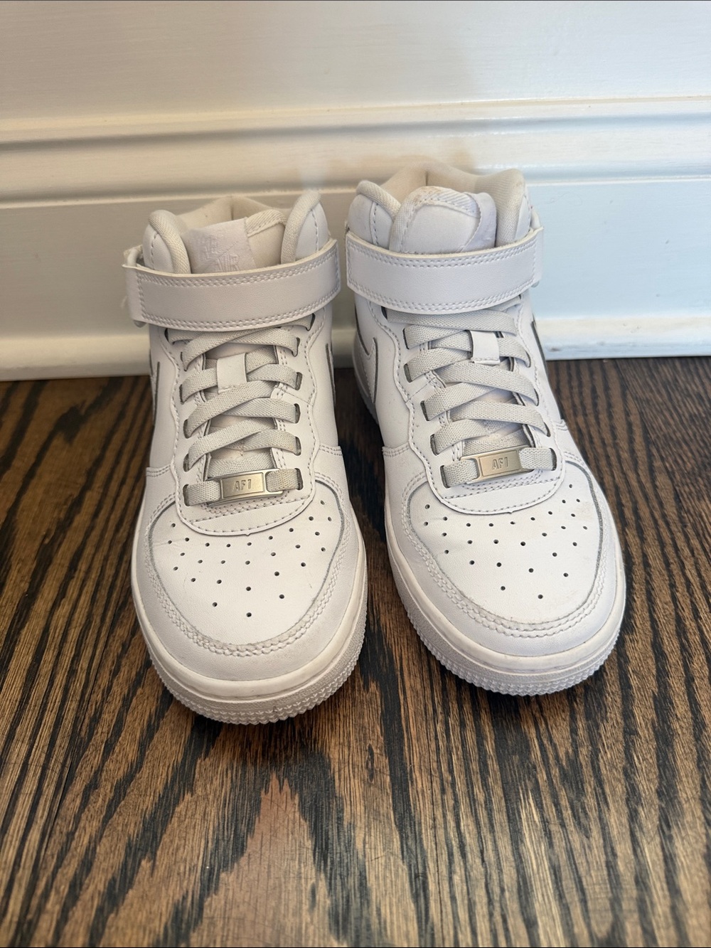 Kids White Nike-Air Force